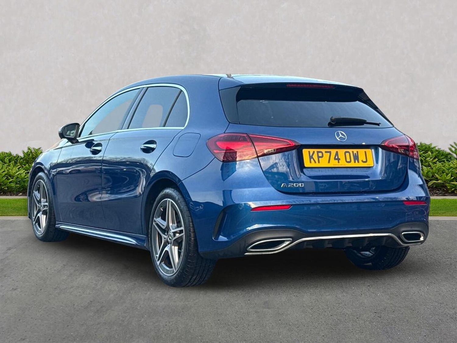 Used Mercedes-Benz A-Class 2024 for sale - 76577257: Photo 2