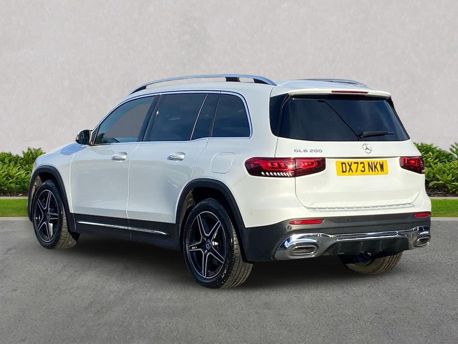 Used Mercedes-Benz GLB 2023 for sale - 76236953: Photo 2