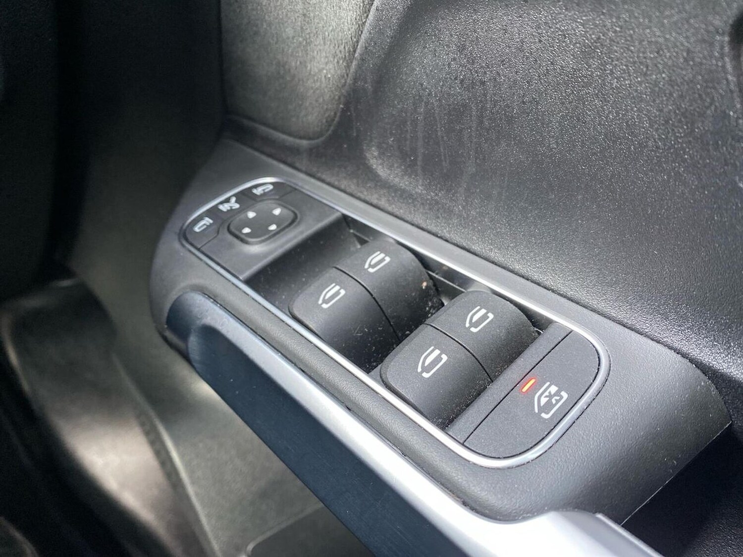 Used Mercedes-Benz GLB 2023 for sale - 76236953: Photo 21