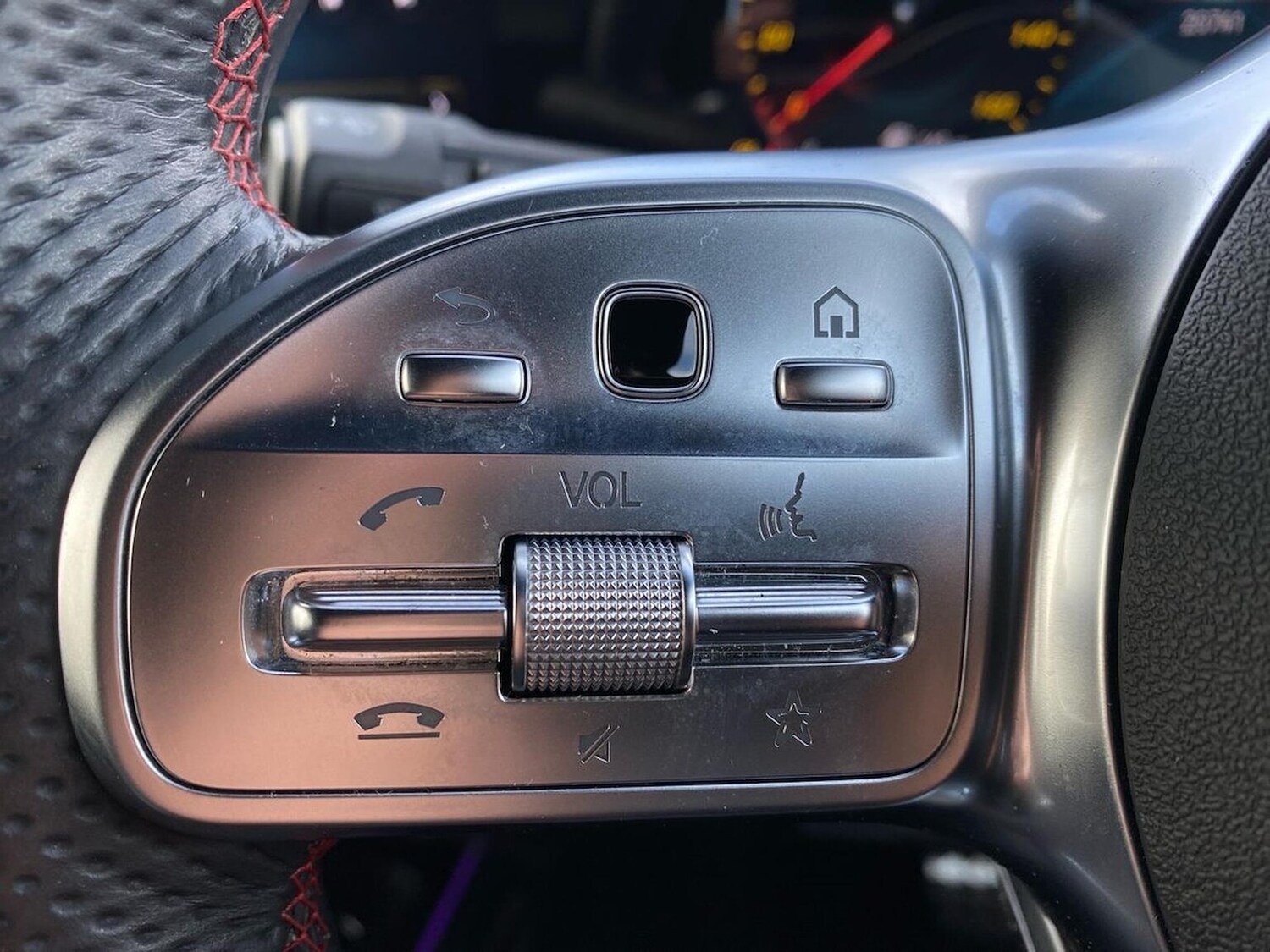 Used Mercedes-Benz GLB 2023 for sale - 76236953: Photo 26