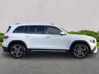 Used Mercedes-Benz GLB 2023 for sale - 76236953: Photo 3