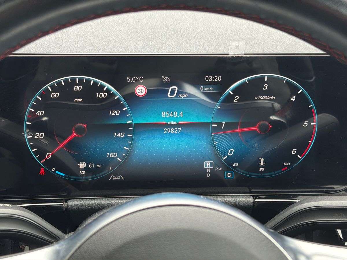 Used Mercedes-Benz GLA 2022 for sale - 77610107: Photo 10