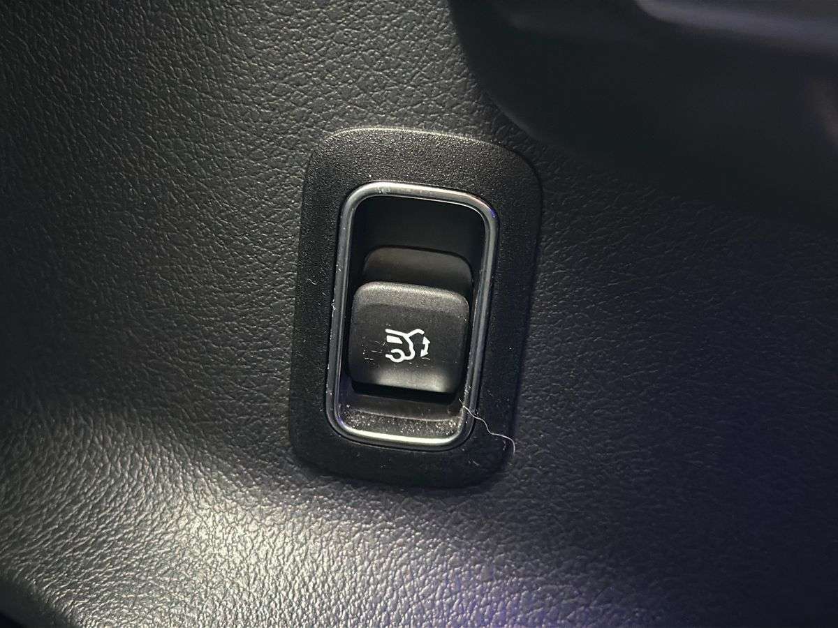 Used Mercedes-Benz GLA 2022 for sale - 77610107: Photo 31