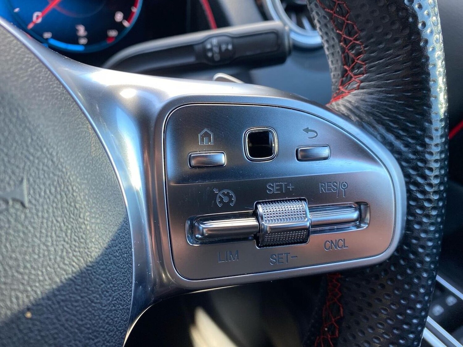 Used Mercedes-Benz GLB 2022 for sale - 76076344: Photo 28