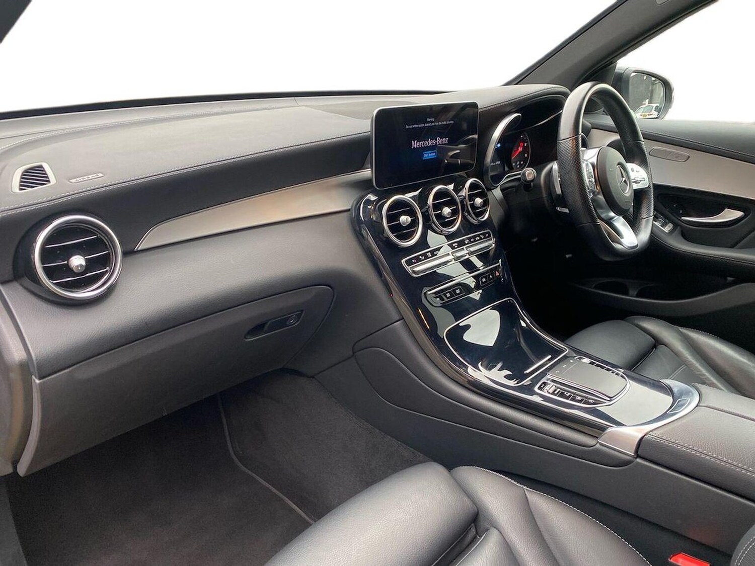 Used Mercedes-Benz GLC 2022 for sale - 76893279: Photo 7