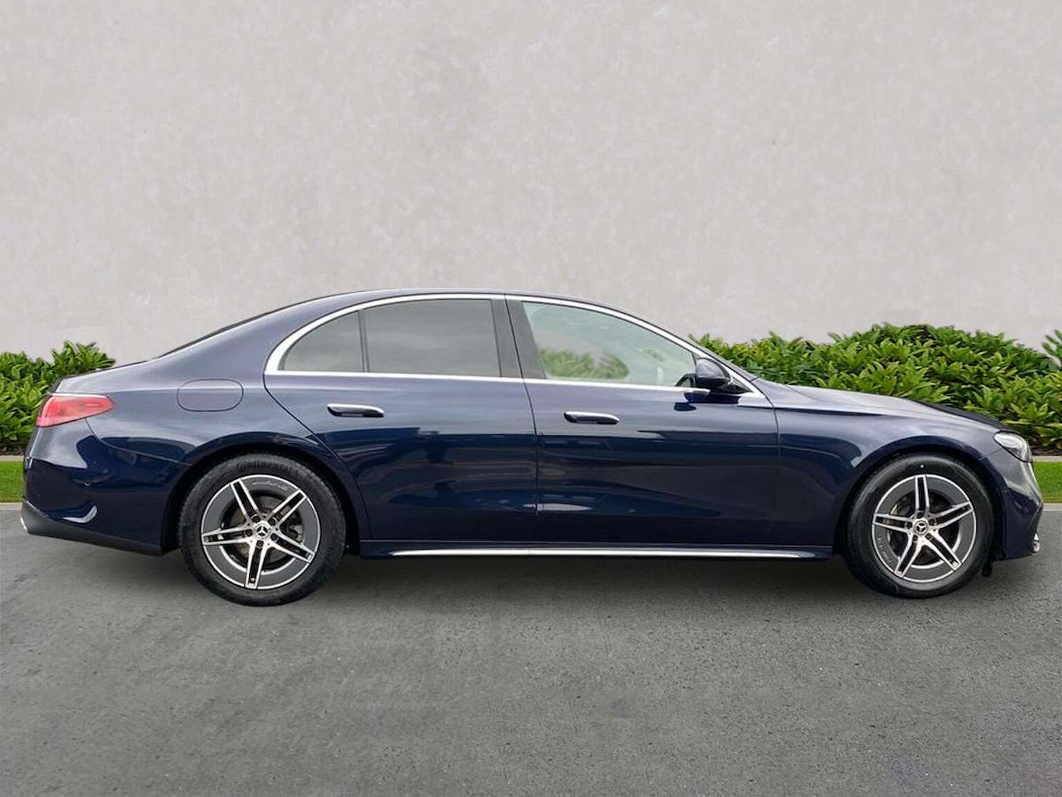 Used Mercedes-Benz E Class 2024 for sale - 77775216: Photo 3