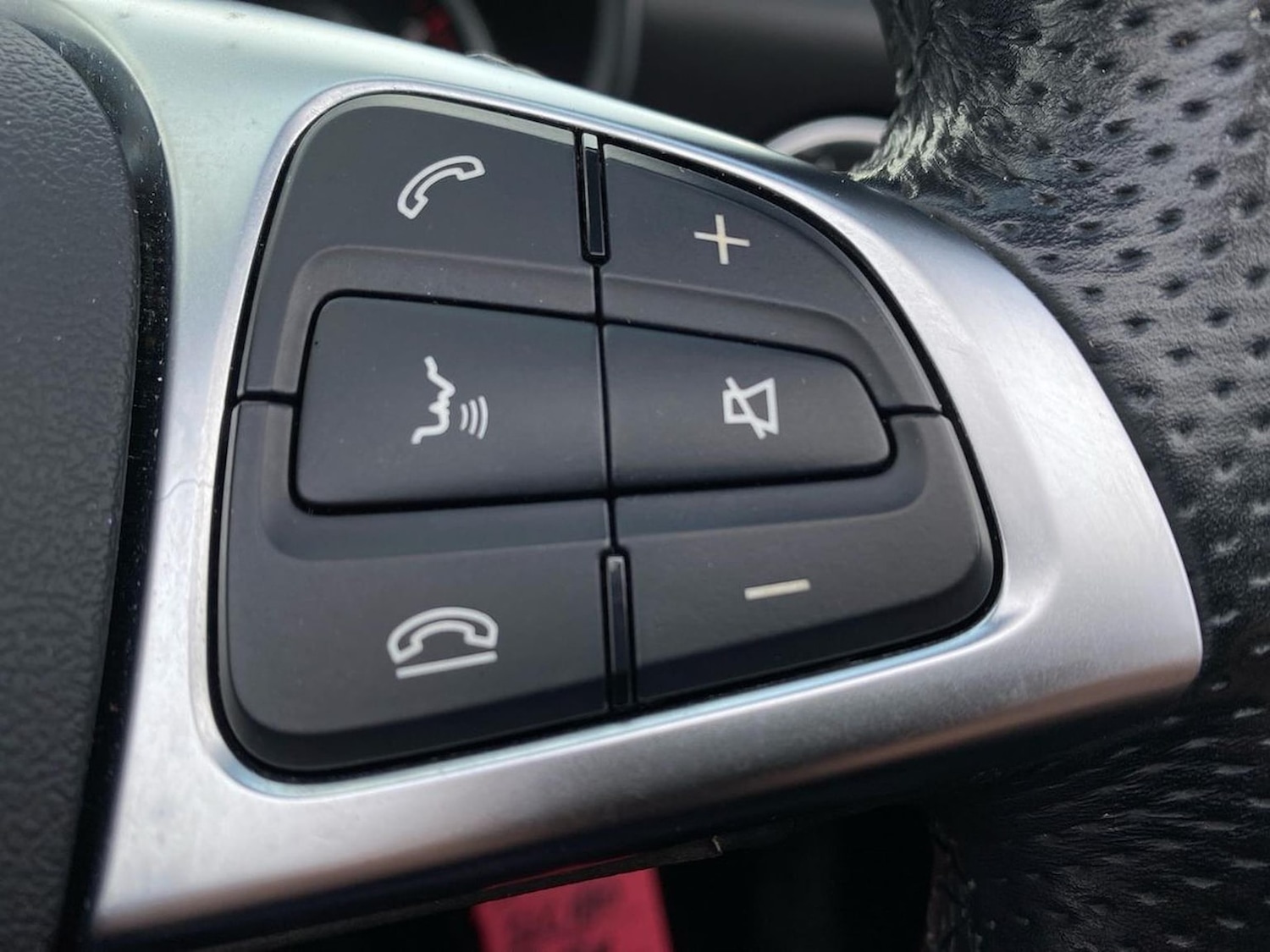 Used Mercedes-Benz SLC 2018 for sale - 76666182: Photo 27