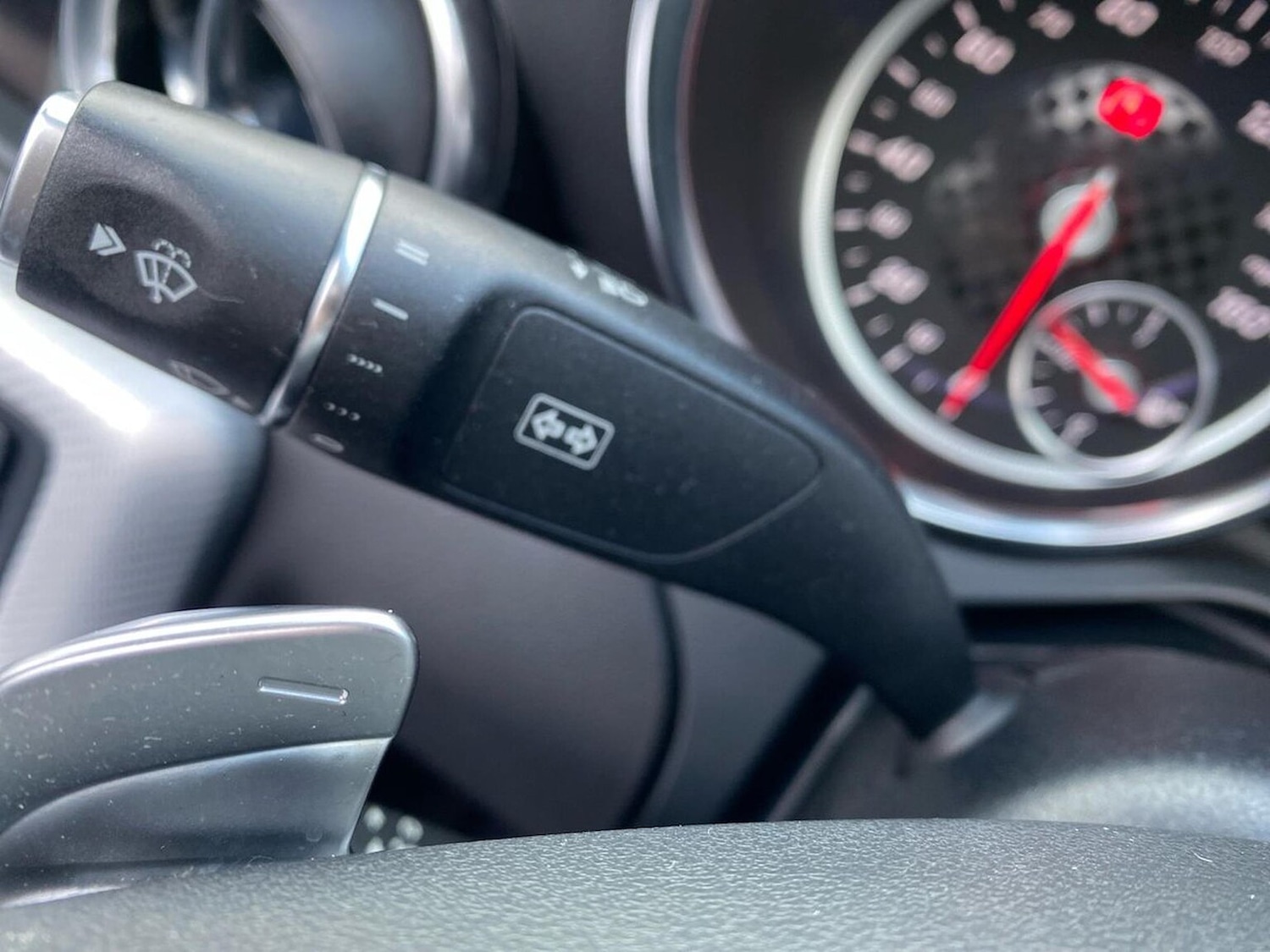 Used Mercedes-Benz SLC 2018 for sale - 76666182: Photo 28