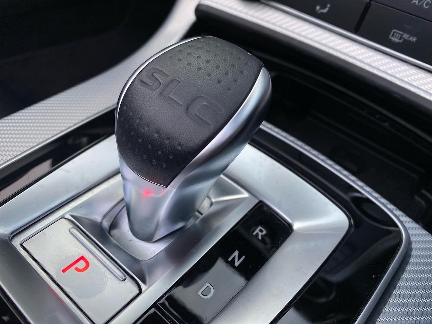 Used Mercedes-Benz SLC 2018 for sale - 76666182: Photo 31