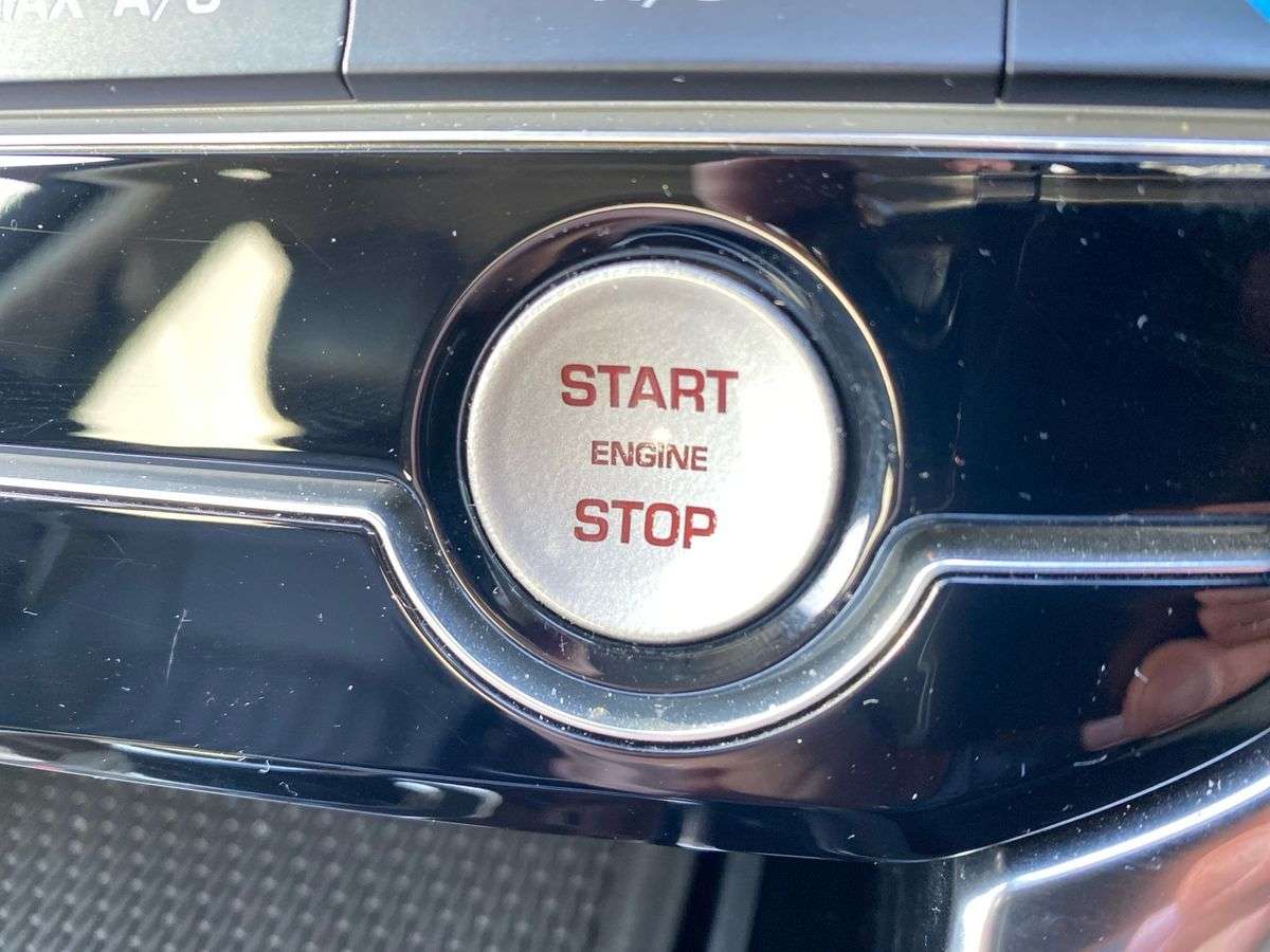 Used Jaguar XF 2019 for sale - 77980040: Photo 14