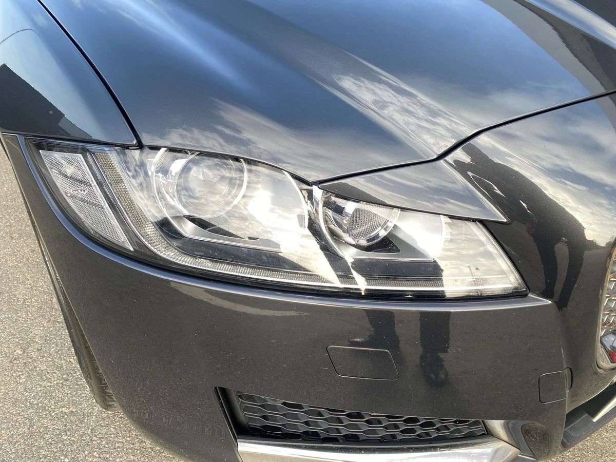 Used Jaguar XF 2019 for sale - 77980040: Photo 34