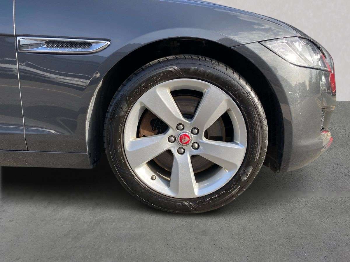 Used Jaguar XF 2019 for sale - 77980040: Photo 6