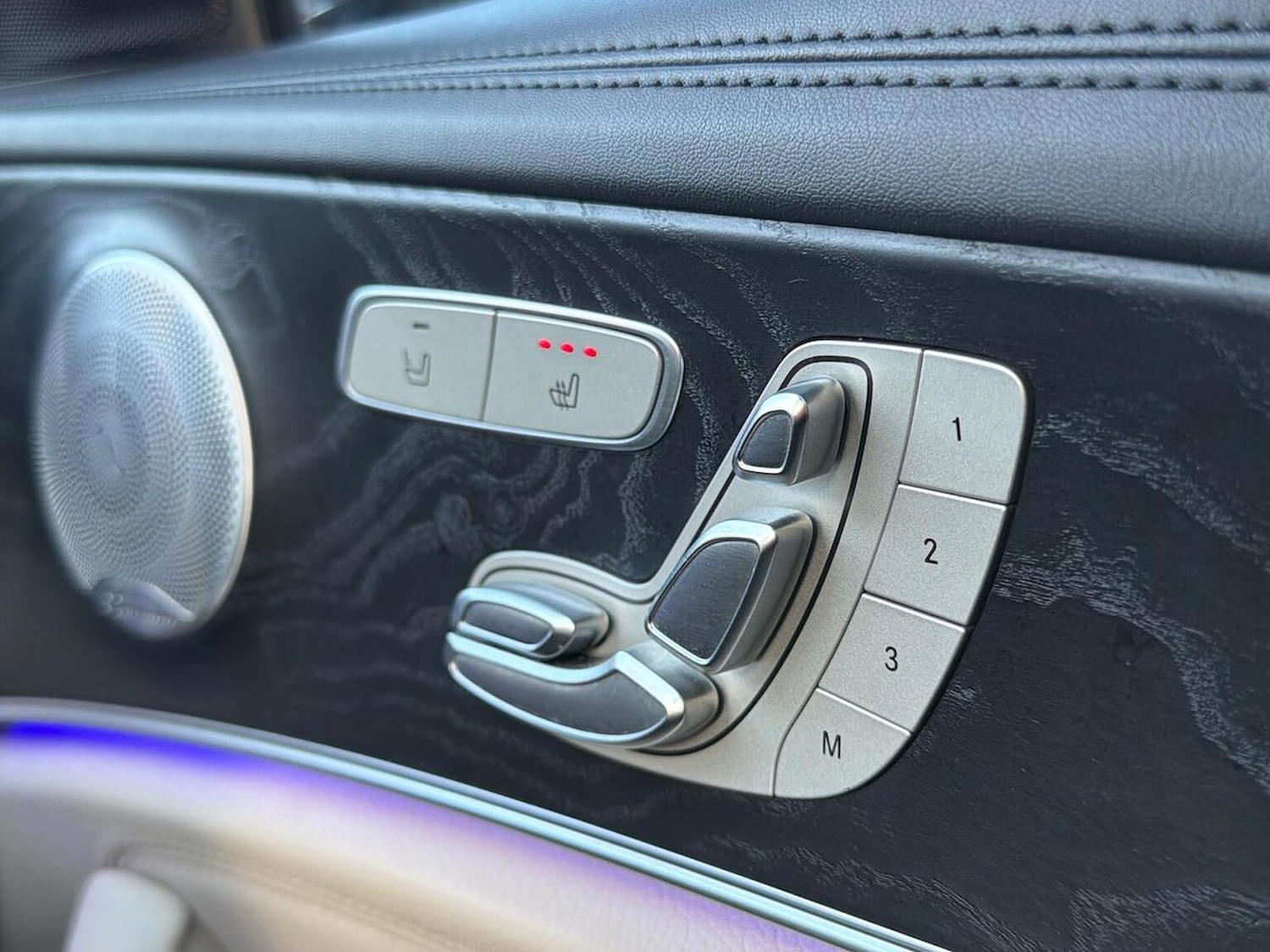 Used Mercedes-Benz E Class 2019 for sale - 76735629: Photo 30