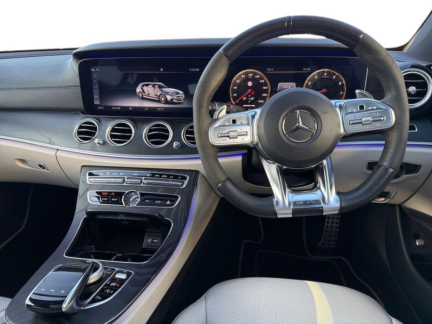 Used Mercedes-Benz E Class 2019 for sale - 76735629: Photo 9