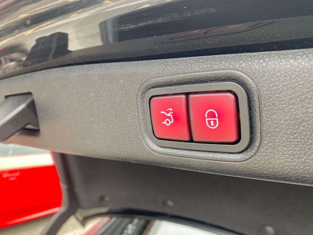 Used Mercedes-Benz E Class 2022 for sale - 78192228: Photo 31