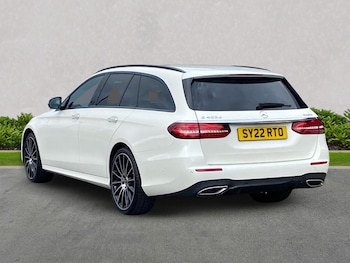 Used Mercedes-Benz E-Class 2022 for sale - 76206036: Photo 2