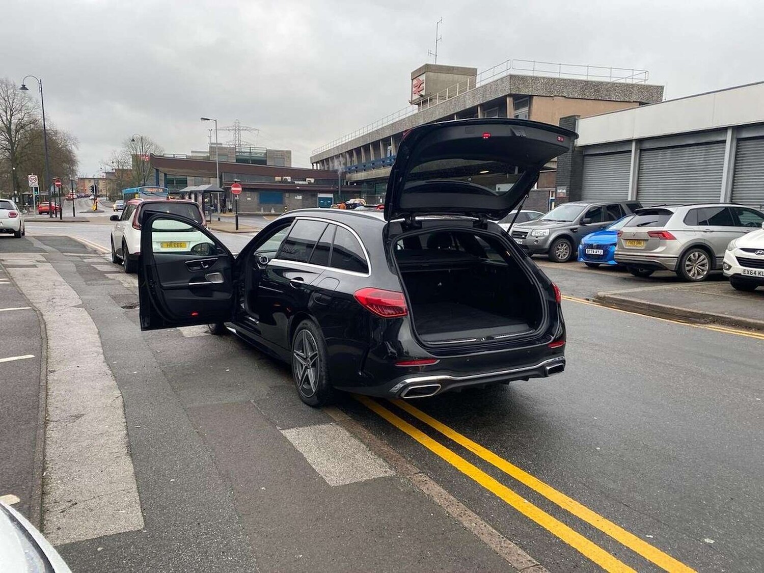 Used Mercedes-Benz C Class 2023 for sale - 77789548: Photo 40