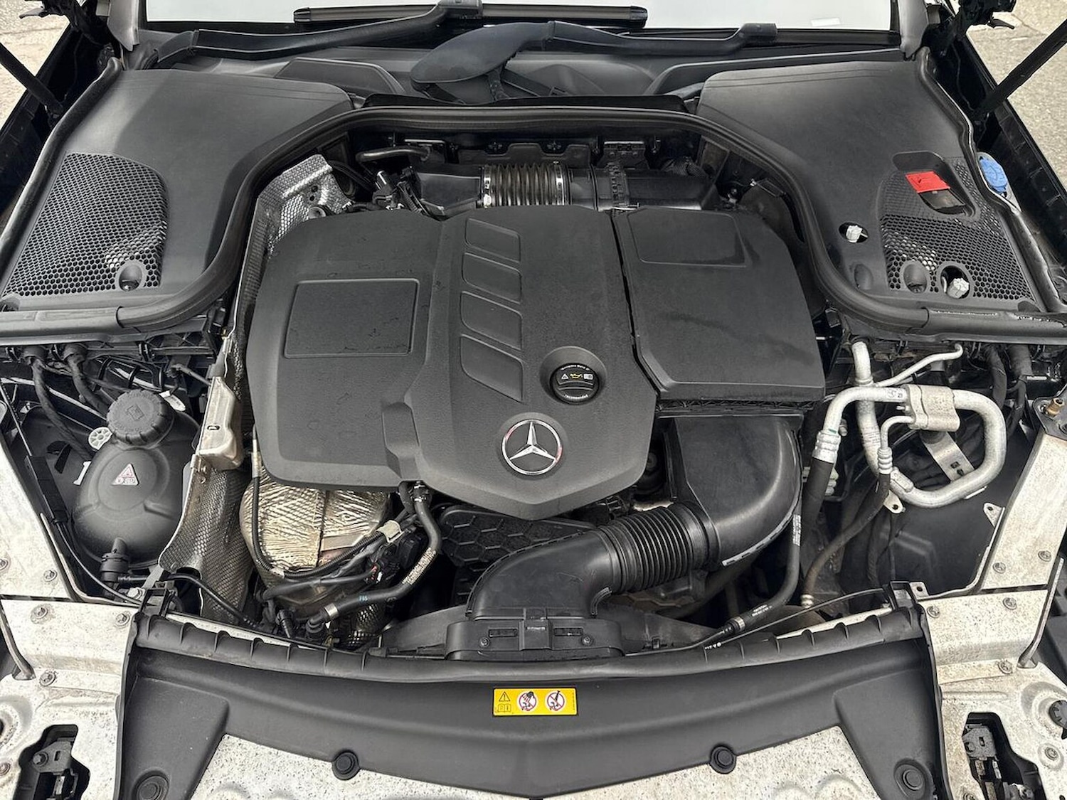 Used Mercedes-Benz E Class 2017 for sale - 76506153: Photo 39