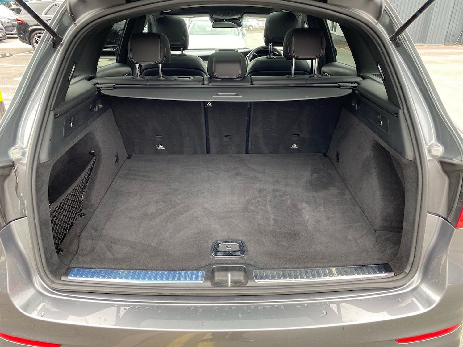 Used Mercedes-Benz GLC 2019 for sale - 76418247: Photo 17