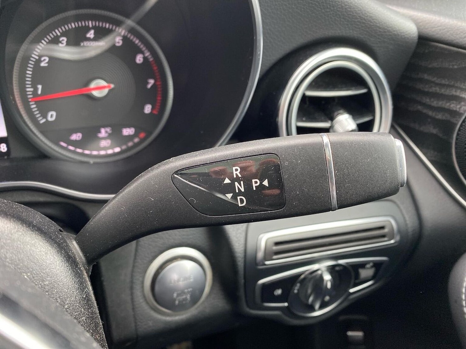 Used Mercedes-Benz GLC 2019 for sale - 76418247: Photo 29