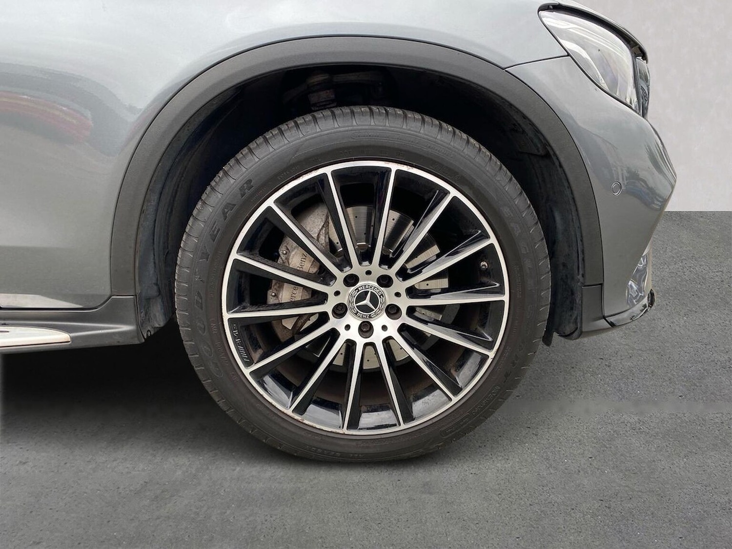 Used Mercedes-Benz GLC 2019 for sale - 76418247: Photo 6