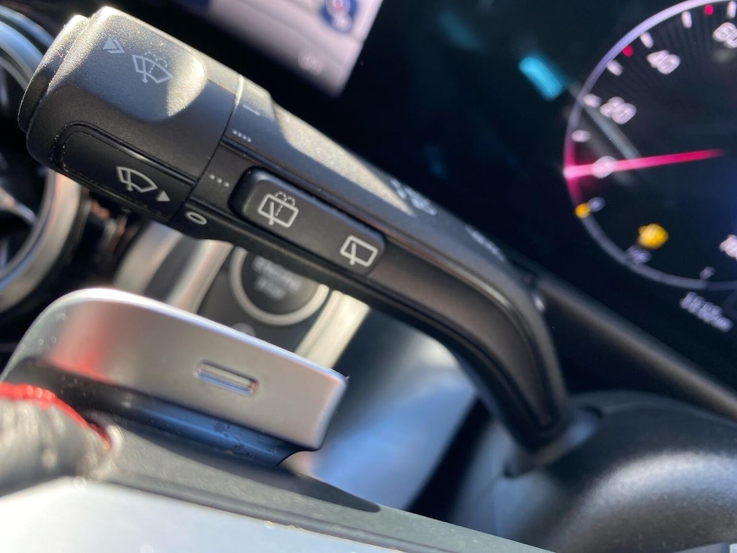 Used Mercedes-Benz GLB 2024 for sale - 76430805: Photo 28