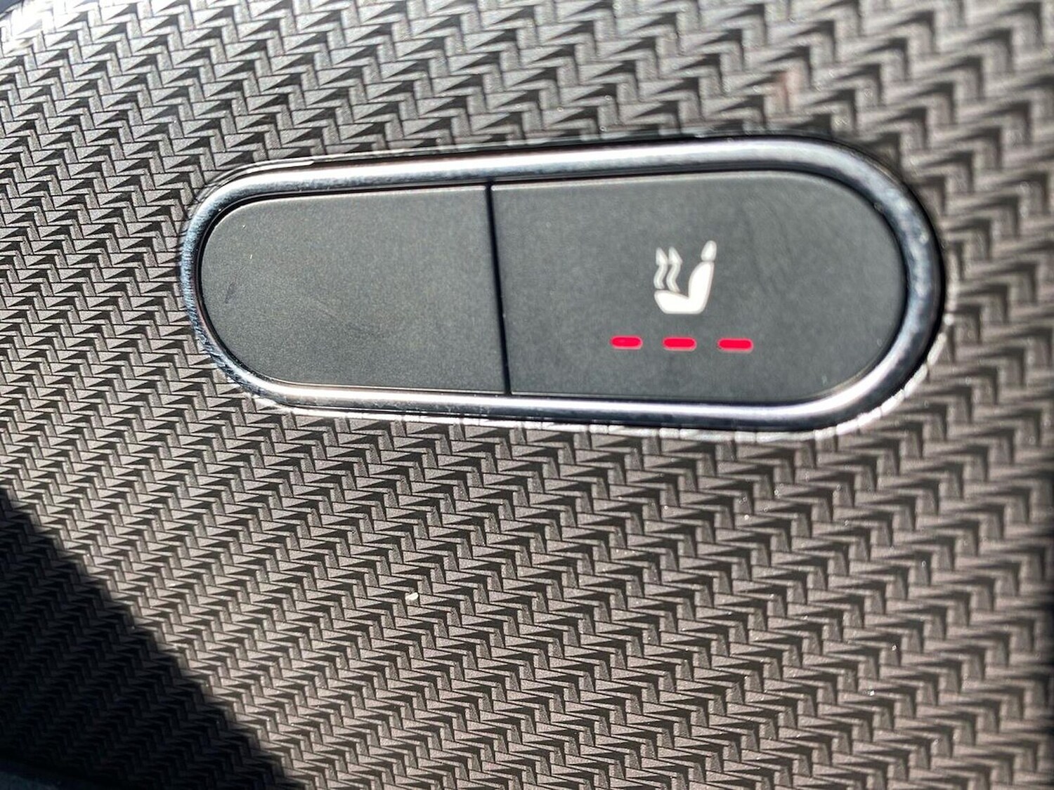 Used Mercedes-Benz GLB 2024 for sale - 76430805: Photo 30