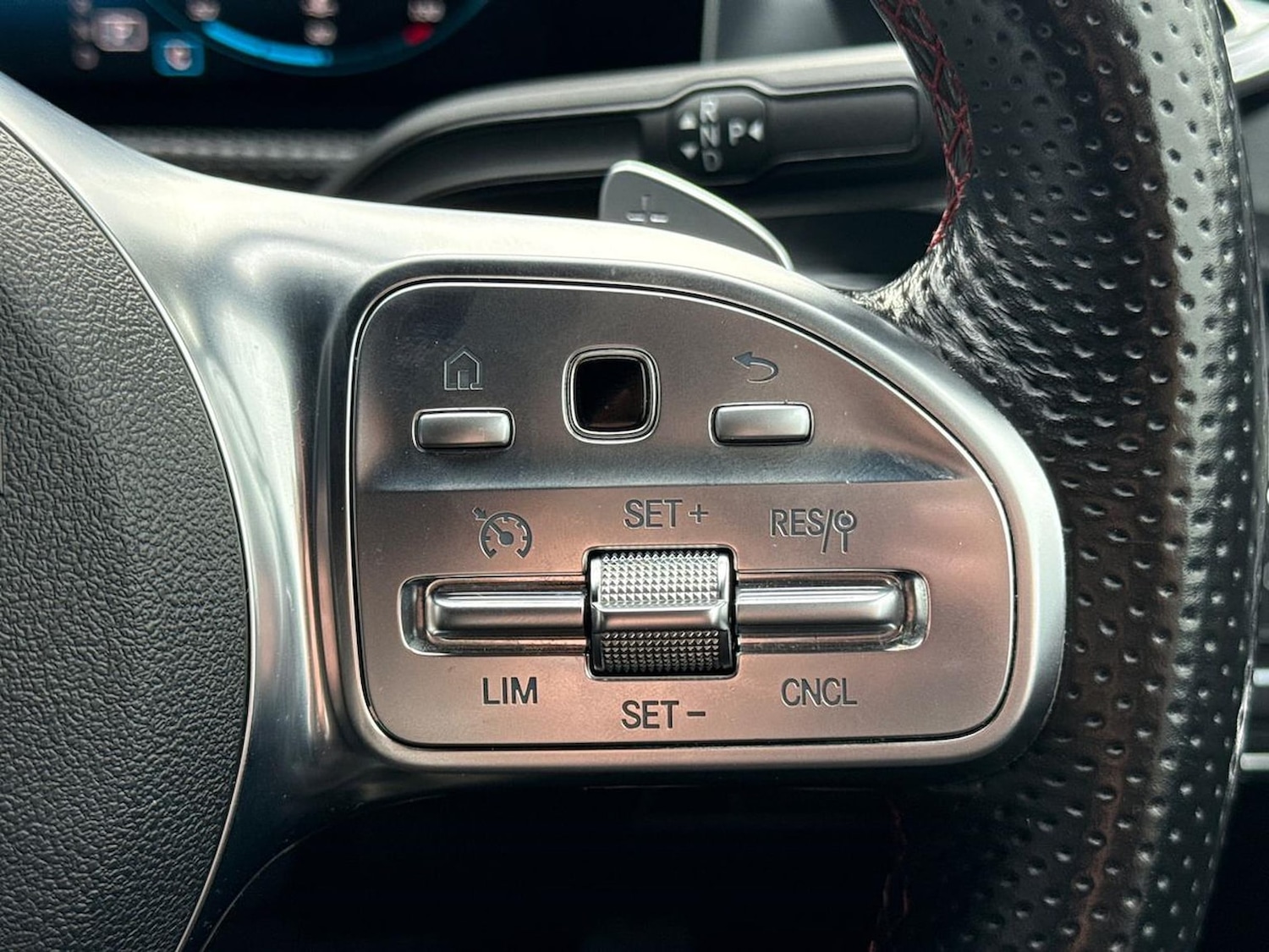 Used Mercedes-Benz A-Class 2018 for sale - 76525820: Photo 27