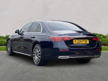 Used Mercedes-Benz E Class 2024 for sale - 76305388: Photo 2