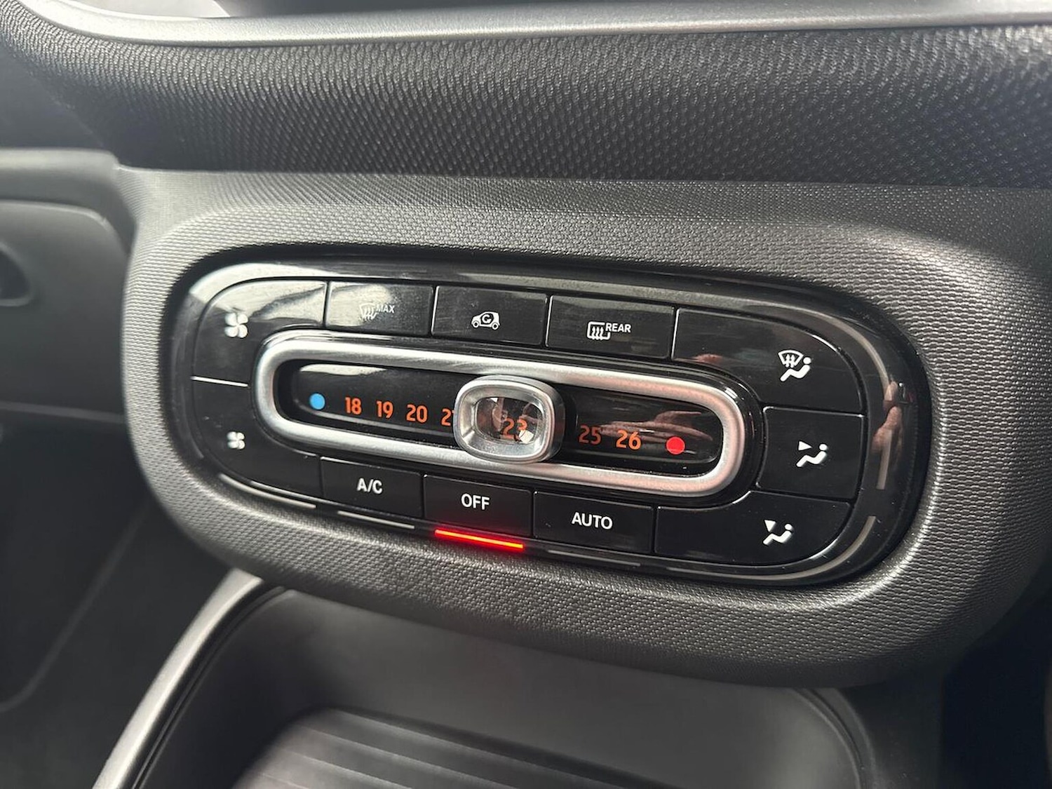 Used smart fortwo 2020 for sale - 76706465: Photo 12