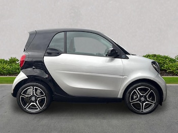 Used smart fortwo 2020 for sale - 76706465: Photo