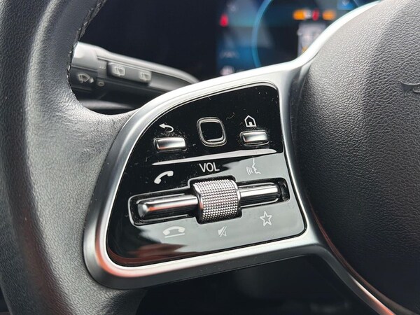 Used Mercedes-Benz A-Class 2018 for sale - 76243904: Photo 26
