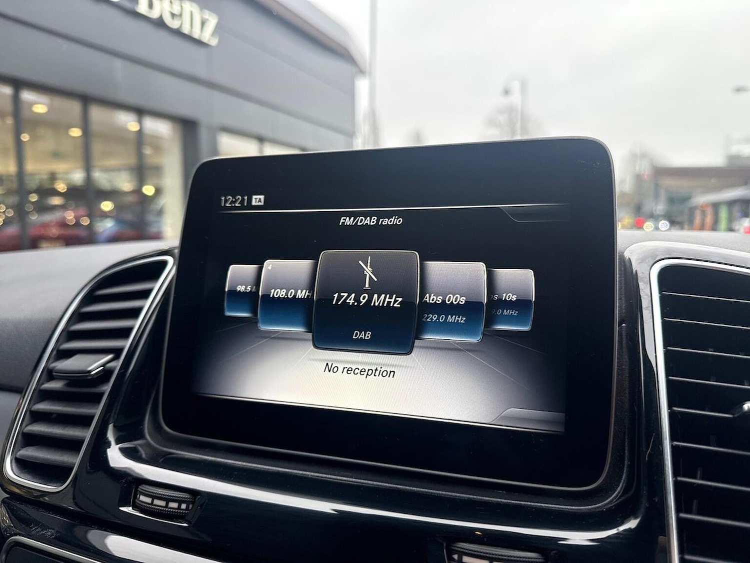 Used Mercedes-Benz GLE 2018 for sale - 77023423: Photo 27