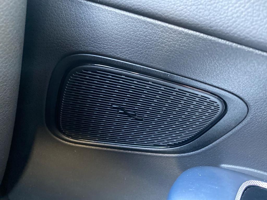 Used Mercedes-Benz GLC 2023 for sale - 77003644: Photo 33