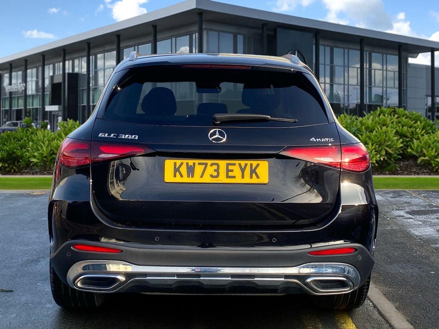 Used Mercedes-Benz GLC 2023 for sale - 77003644: Photo 6