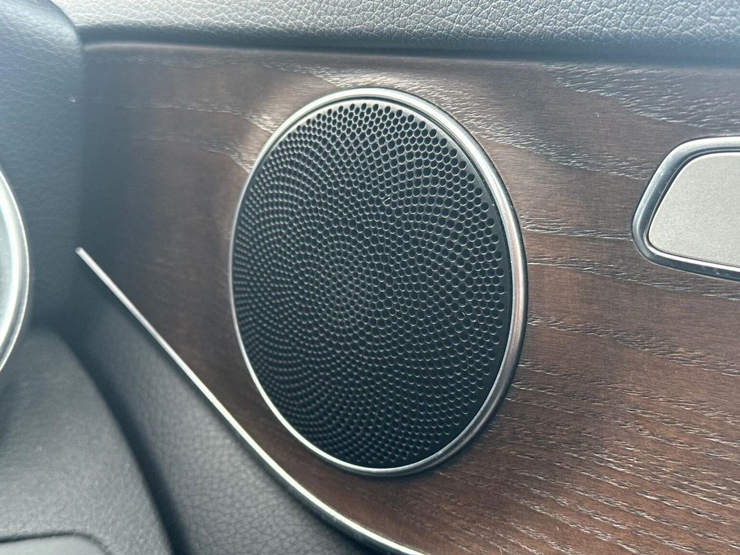 Used Mercedes-Benz C Class 2015 for sale - 76403416: Photo 31