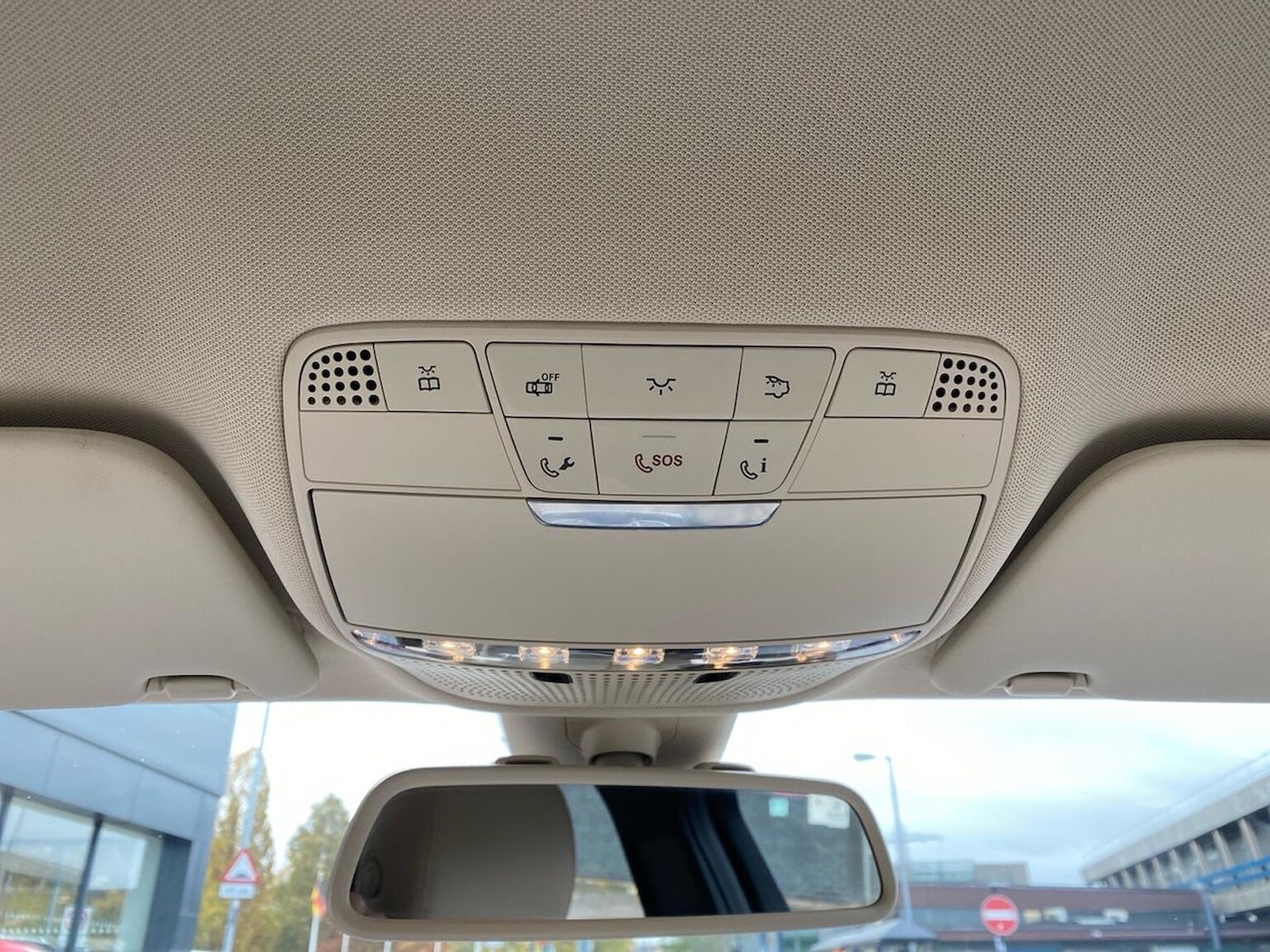 Used Mercedes-Benz C Class 2017 for sale - 76422327: Photo 14