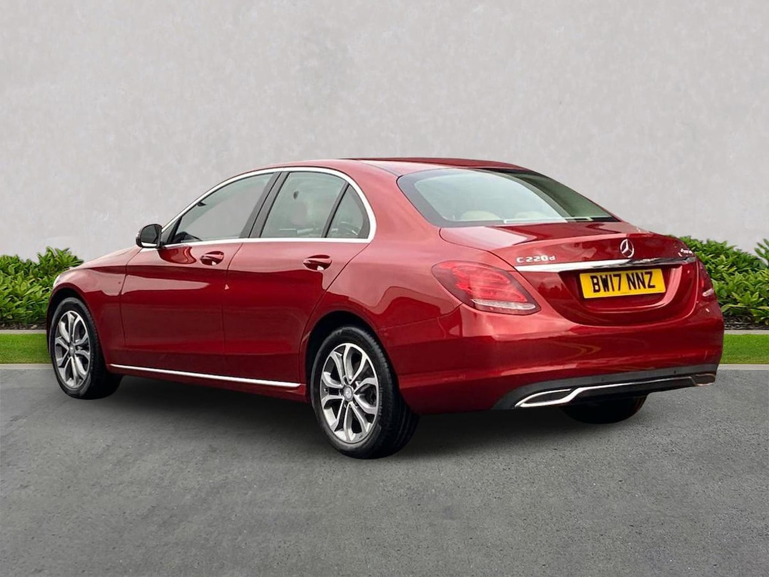 Used Mercedes-Benz C Class 2017 for sale - 76422327: Photo 2