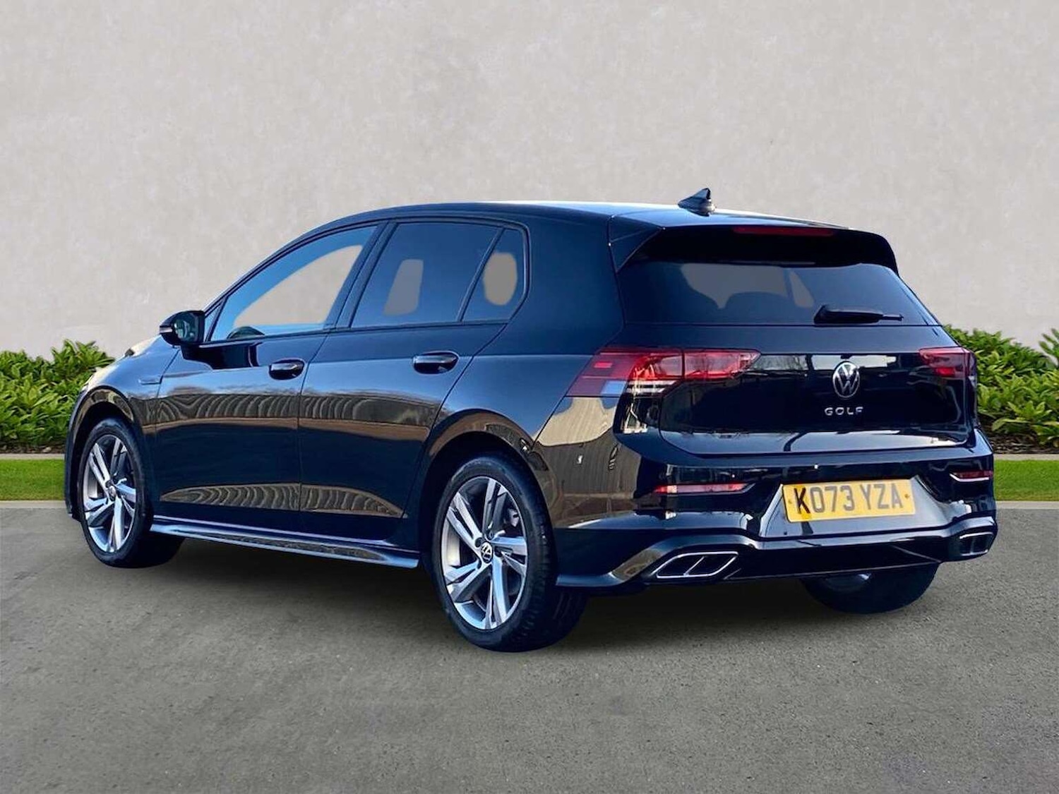 Used Volkswagen Golf 2024 for sale - 77572920: Photo 2