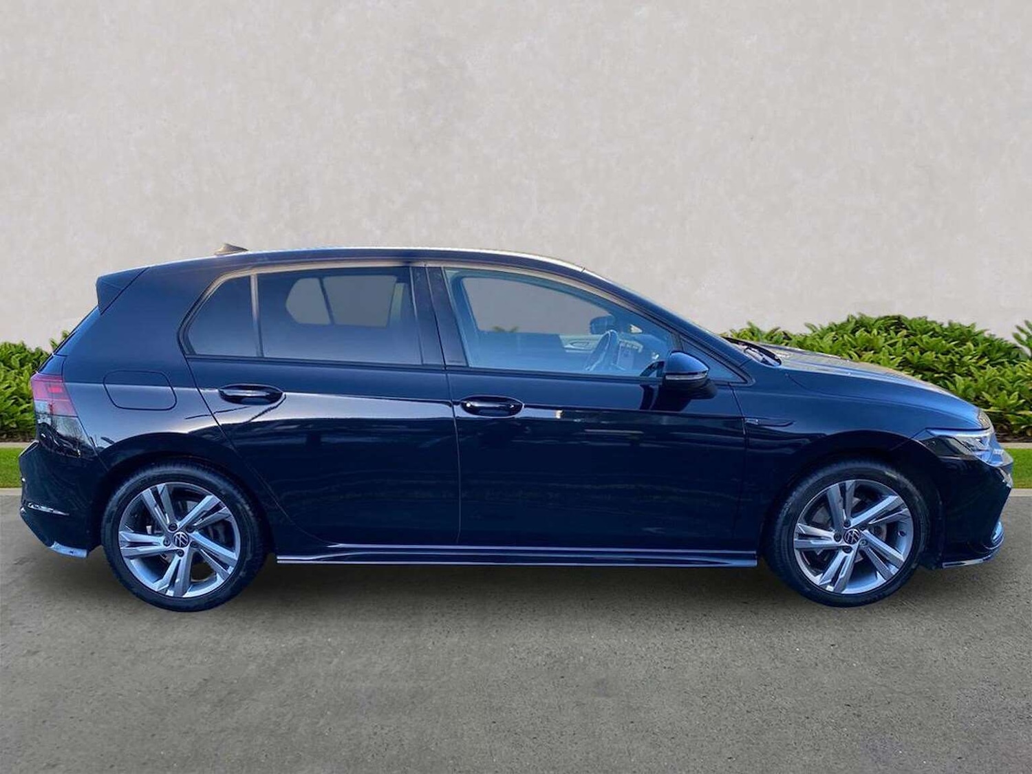 Used Volkswagen Golf 2024 for sale - 77572920: Photo 3