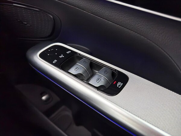 Used Mercedes-Benz GLC 2024 for sale - 76134313: Photo 21