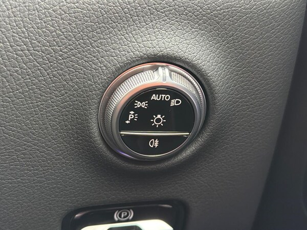 Used Mercedes-Benz GLC 2024 for sale - 76134313: Photo 22
