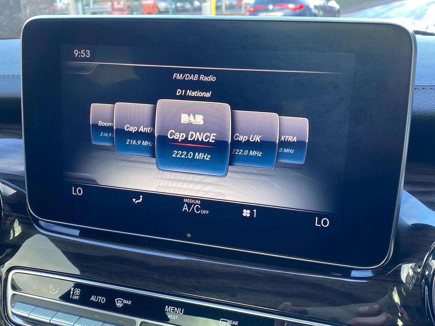 Used Mercedes-Benz V-Class 2021 for sale - 77572930: Photo 25