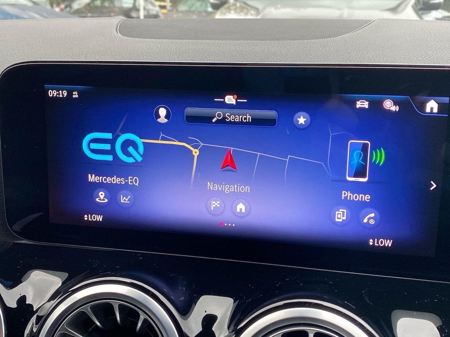 Used Mercedes-Benz EQA 2024 for sale - 76422331: Photo 11