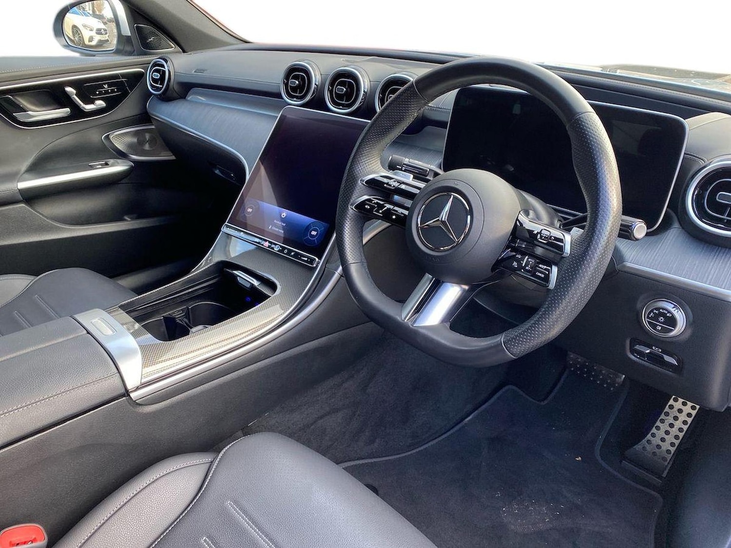 Used Mercedes-Benz C Class 2024 for sale - 76583207: Photo 15