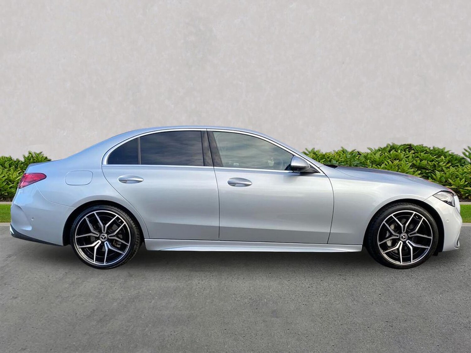 Used Mercedes-Benz C Class 2024 for sale - 76583207: Photo 3