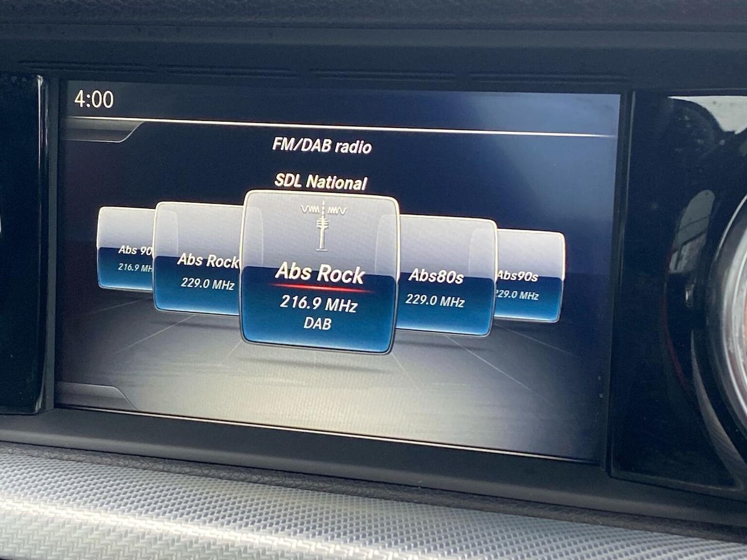 Used Mercedes-Benz SLC 2017 for sale - 76305389: Photo 25
