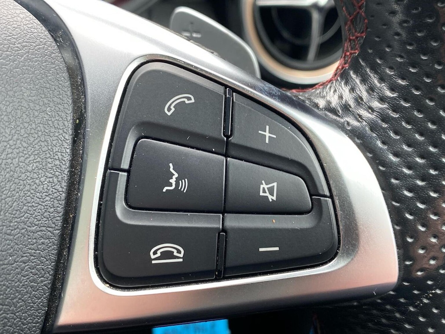 Used Mercedes-Benz SLC 2017 for sale - 76305389: Photo 27