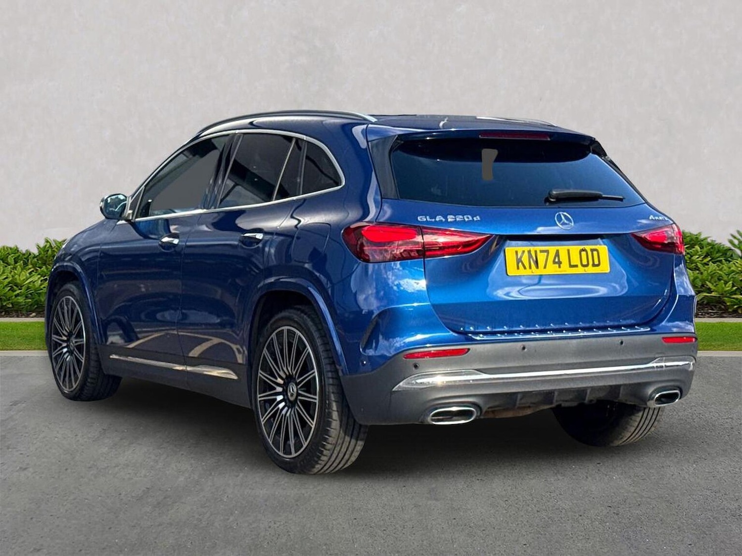 Used Mercedes-Benz GLA 2024 for sale - 76863977: Photo 2