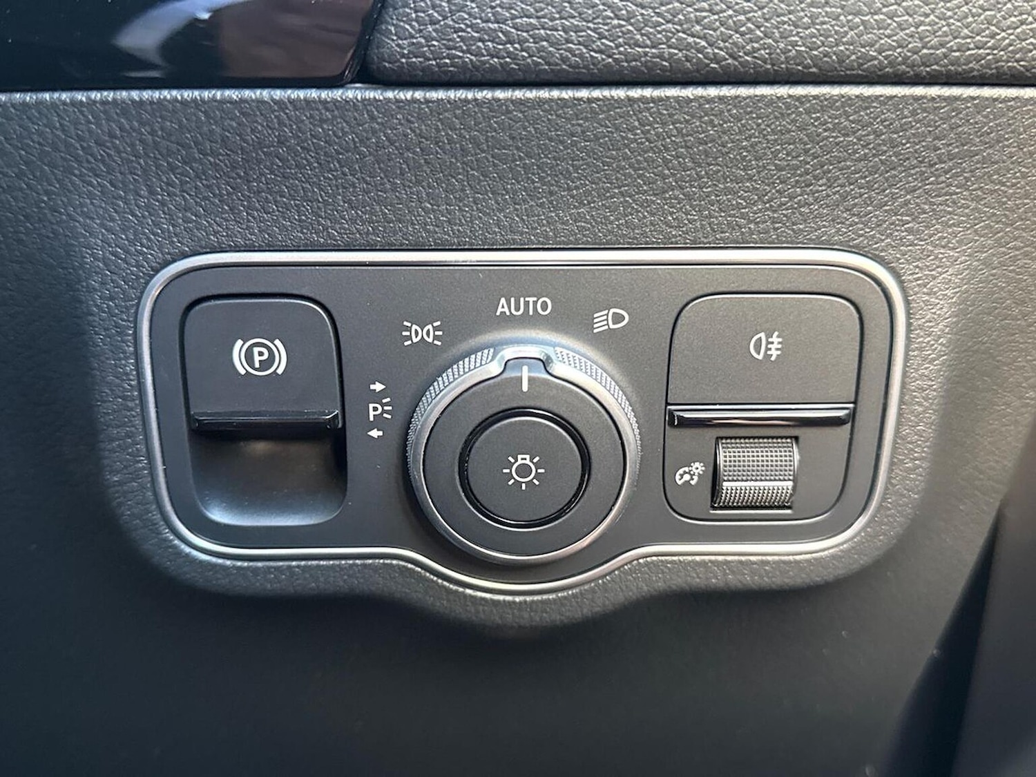 Used Mercedes-Benz GLA 2024 for sale - 76863977: Photo 22